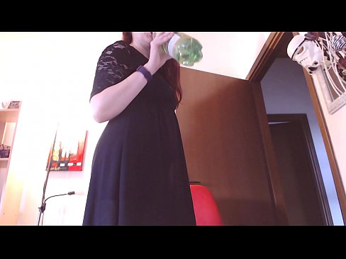 ❤️ Submisivní otrokyně, která miluje špinavé a svůdné kalhotky, je po zhlédnutí tohoto videa nucena masturbovat! Porno video u cs.porn-mz-com.ru ☑