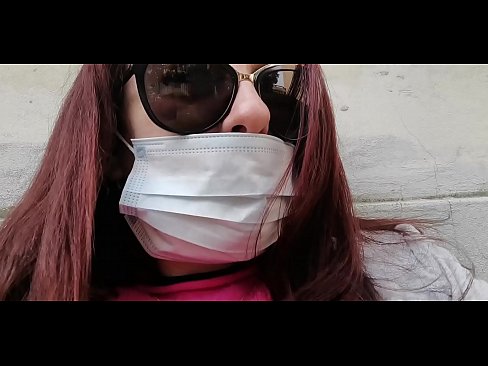 ❤️ Nicoletta se pomstí svému sousedovi a vyčůrá se mu do garáže (Speciál Covid19 Italská karanténa) Porno video u cs.porn-mz-com.ru ☑