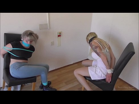 ❤️ Závislá / svázaná a s roubíkem / dáma v nesnázích Porno video u cs.porn-mz-com.ru ☑