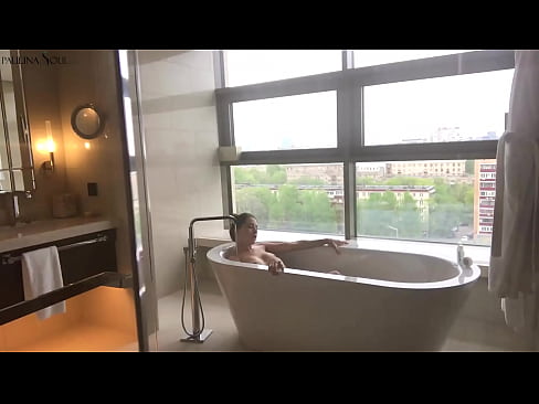 ❤️ Obrovská kočka vášnivě si honí kundu v koupelně Porno video u cs.porn-mz-com.ru ☑