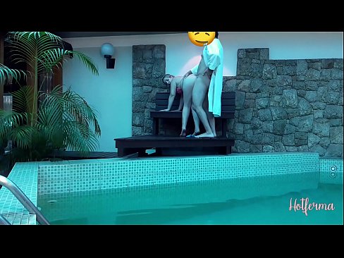 ❤️ Šéf pozve služebnou k bazénu, ale neodolala žhavému Porno video u cs.porn-mz-com.ru ☑